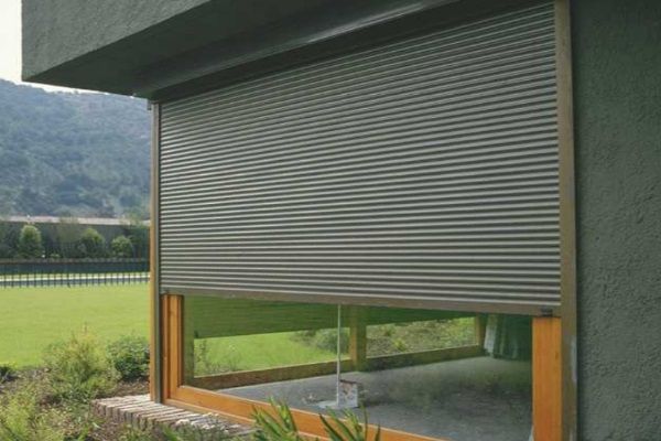 cortina de enrollar de aluminio